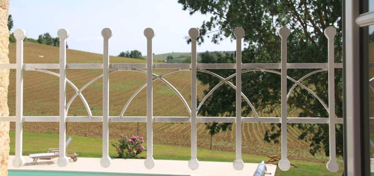 Chambres D'Hotes Le Val De La Garenne Senouillac Екстер'єр фото